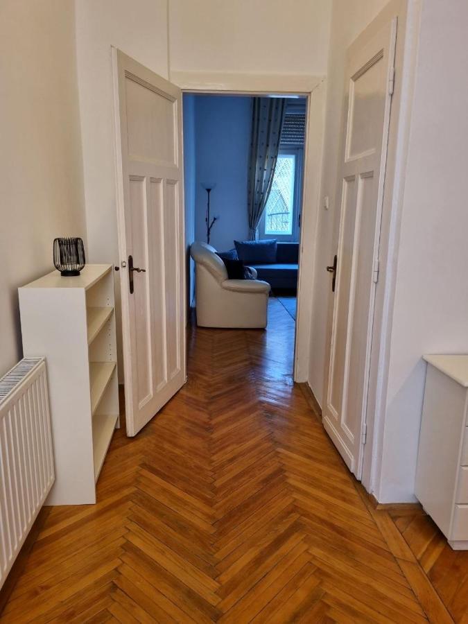 Apex Apartment Будапеща Екстериор снимка