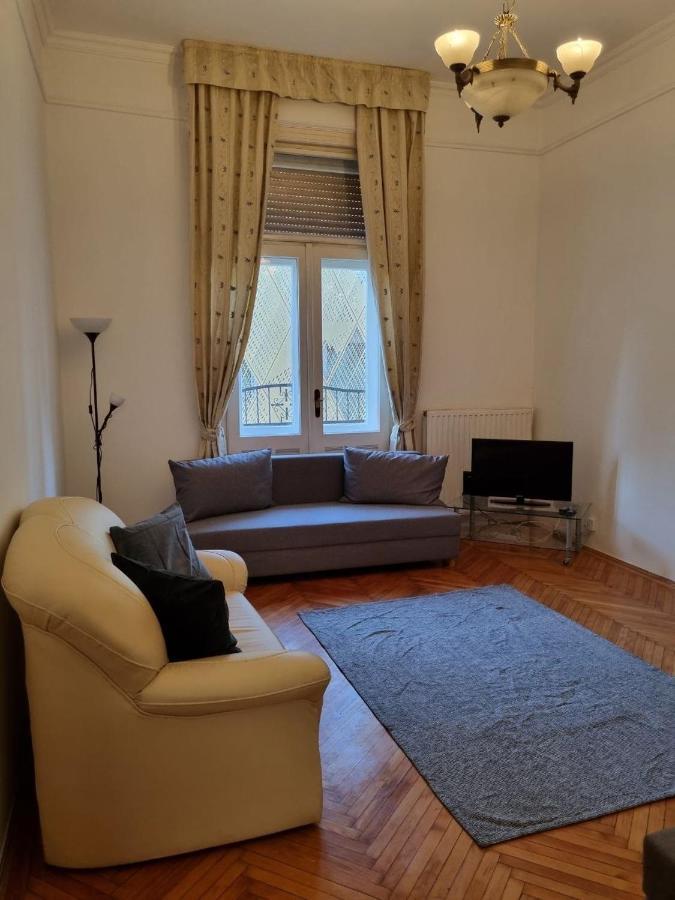 Apex Apartment Будапеща Екстериор снимка