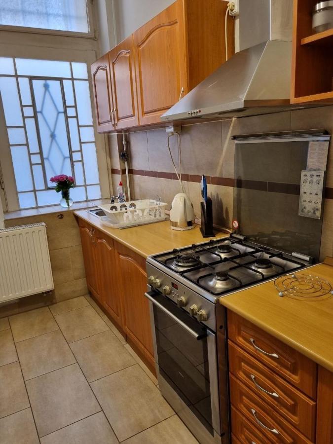 Apex Apartment Будапеща Екстериор снимка
